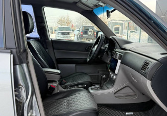 Подержанный автомобиль Subaru Forester Suv 2006 года (19 фото)