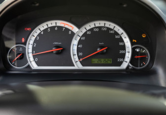 Подержанный автомобиль Chevrolet Captiva 2008 года (13 фото)