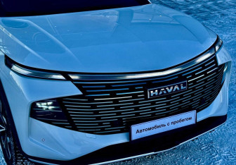Подержанный автомобиль Haval F7 2024 года (10 фото)