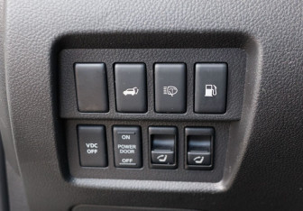 Подержанный автомобиль Nissan Murano Suv 2010 года (21 фото)