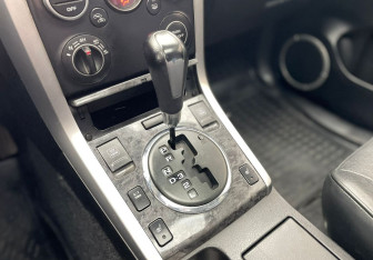 Подержанный автомобиль Suzuki Grand Vitara 2010 года (17 фото)