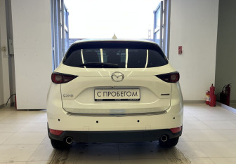 Подержанный автомобиль Mazda CX-5 2021 года (5 фото)