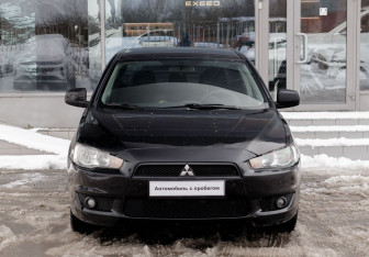 Подержанный автомобиль Mitsubishi Lancer Sedan 2007 года (2 фото)