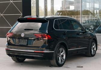 Подержанный автомобиль Volkswagen Tiguan 2017 года (5 фото)
