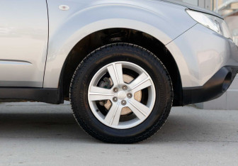 Подержанный автомобиль Subaru Forester Suv 2008 года (9 фото)