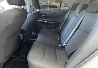 Подержанный автомобиль Toyota Camry Sedan 2017 года (9 фото)