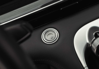 Подержанный автомобиль Exeed RX 2023 года (16 фото)