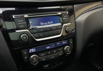 Подержанный автомобиль Nissan X-Trail 2015 года (12 фото)