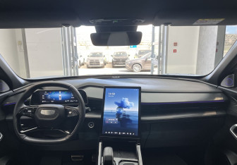 Подержанный автомобиль Geely Cityray 2024 года (12 фото)
