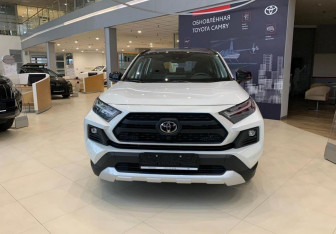 Новый Toyota RAV4 2025 (4 фото)