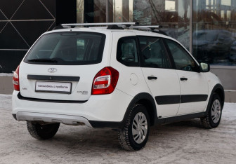 Подержанный автомобиль LADA (ВАЗ) Kalina Wagon 2018 года (5 фото)