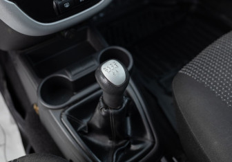 Подержанный автомобиль LADA (ВАЗ) Granta Sedan 2012 года (14 фото)