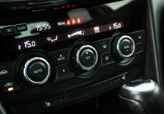 Подержанный автомобиль Mazda 6 Sedan 2012 года (15 фото)