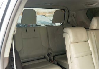 Подержанный автомобиль Lexus GX 2011 года (21 фото)