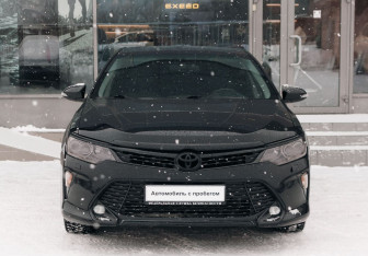 Подержанный автомобиль Toyota Camry Sedan 2015 года (2 фото)