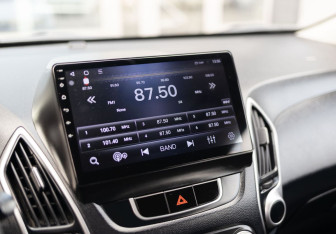 Подержанный автомобиль Hyundai Tucson 2010 года (13 фото)