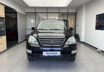 Подержанный автомобиль Lexus GX 2004 года (2 фото)