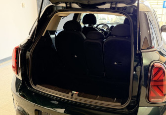 Подержанный автомобиль MINI Countryman 2012 года (9 фото)