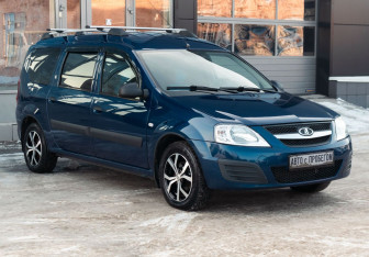 Подержанный автомобиль LADA (ВАЗ) Largus Wagon 2015 года (3 фото)