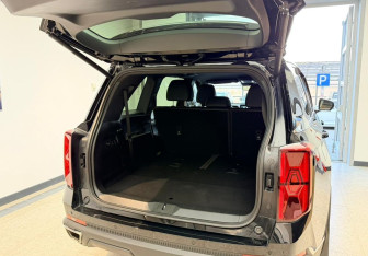 Подержанный автомобиль GAC GS8 2024 года (9 фото)