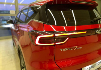 Подержанный автомобиль Chery Tiggo 7 Pro 2022 года (7 фото)