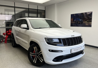 Подержанный автомобиль Jeep Grand Cherokee 2014 года (3 фото)