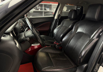 Подержанный автомобиль Nissan Juke 2011 года (9 фото)