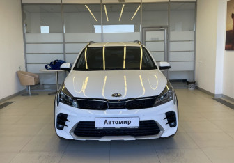 Подержанный автомобиль Kia Rio Hatchback 2021 года (2 фото)