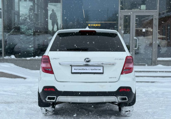 Подержанный автомобиль Lifan X60 2016 года (6 фото)