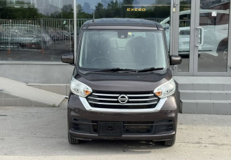 Подержанный автомобиль Nissan Dayz Roox 2019 года (2 фото)