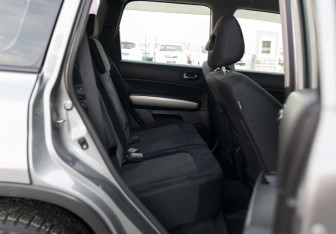 Подержанный автомобиль Nissan X-Trail 2014 года (18 фото)