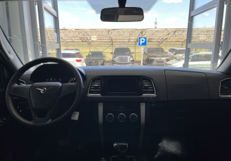 Подержанный автомобиль УАЗ Patriot 2019 года (8 фото)