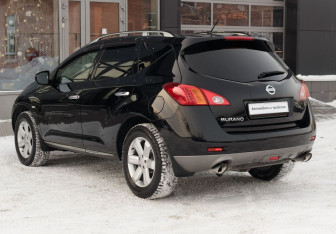 Подержанный автомобиль Nissan Murano Suv 2010 года (7 фото)