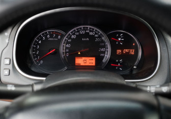 Подержанный автомобиль Nissan Teana 2009 года (13 фото)