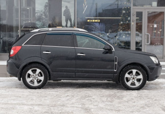 Подержанный автомобиль Opel Antara 2010 года (4 фото)