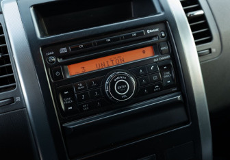 Подержанный автомобиль Nissan X-Trail 2008 года (13 фото)