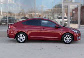 Подержанный автомобиль Hyundai Solaris Sedan 2018 года (4 фото)