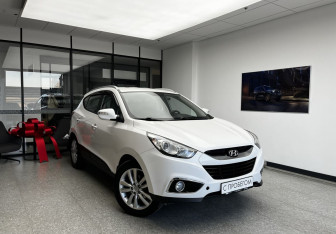 Подержанный автомобиль Hyundai ix35 2011 года (3 фото)