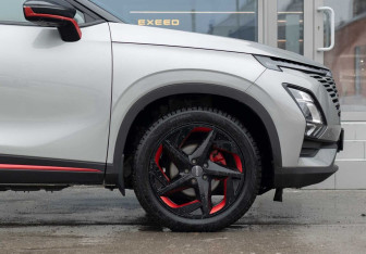 Подержанный автомобиль Omoda C5 2022 года (9 фото)