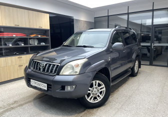 Подержанный автомобиль Toyota Land Cruiser Prado 2005 года (1 фото)