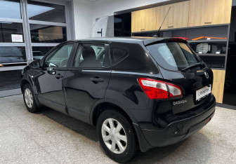 Подержанный автомобиль Nissan Qashqai 2010 года (7 фото)