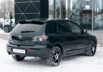 Подержанный автомобиль Mazda 3 Hatchback 2008 года (5 фото)