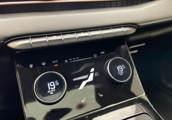 Подержанный автомобиль Exeed LX 2023 года (21 фото)