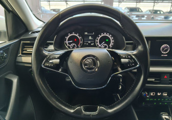 Подержанный автомобиль Skoda Rapid Liftback 2020 года (11 фото)