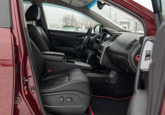 Подержанный автомобиль Nissan Murano Suv 2010 года (21 фото)