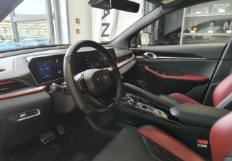 Подержанный автомобиль Geely Coolray 2024 года (7 фото)