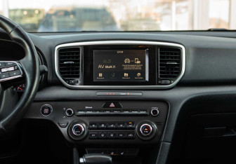 Подержанный автомобиль Kia Sportage 2019 года (14 фото)