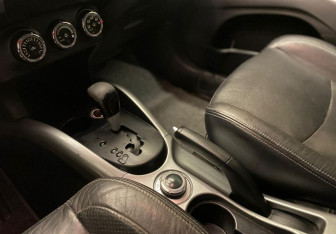 Подержанный автомобиль Mitsubishi Outlander 2011 года (8 фото)