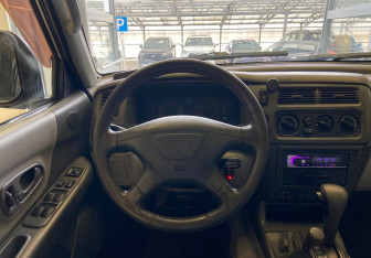 Подержанный автомобиль Mitsubishi Montero Sport 2001 года (13 фото)