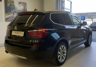 Подержанный автомобиль BMW X3 2011 года (4 фото)